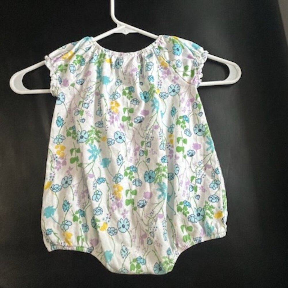 Old Navy - Baby Girl's Floral Romper, Size 12-18 Months - Picture 5 of 6